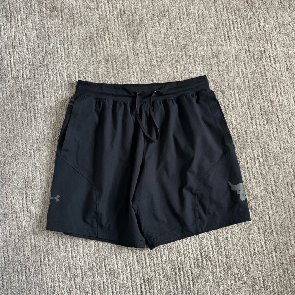 Under Armour Black Men's Shorts XL